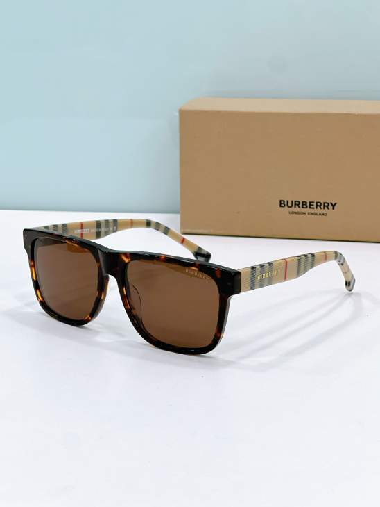 Picture of Burberry Sunglasses _SKUfw80537497fw